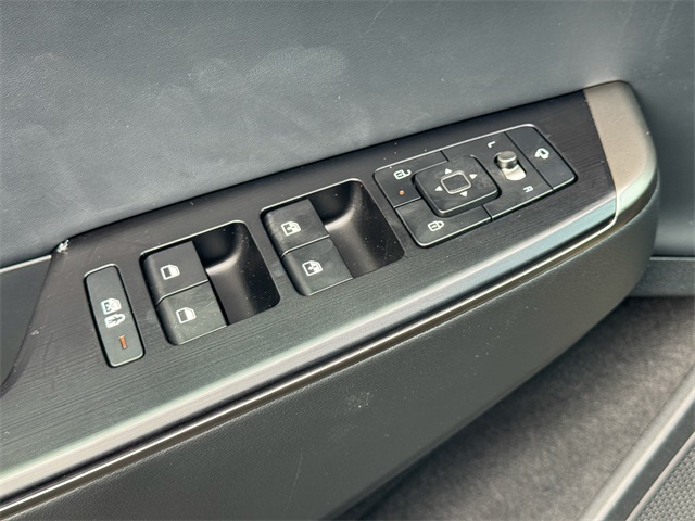 2025 Kia EV6 Wind photo 37