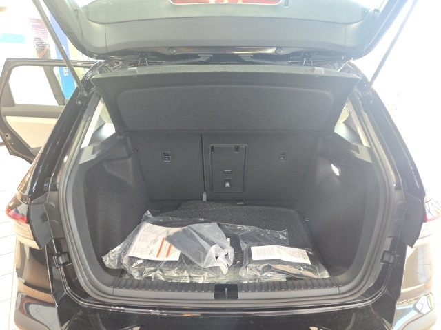 2025 Volkswagen Taos S photo 9