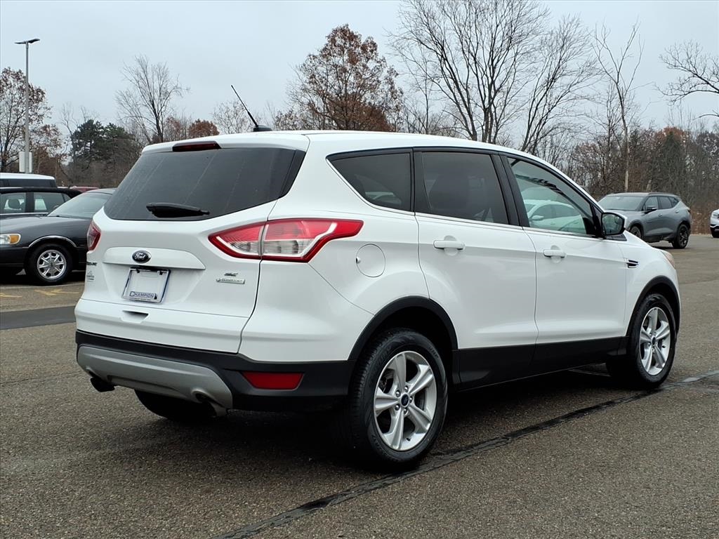 2015 Ford Escape SE photo 4