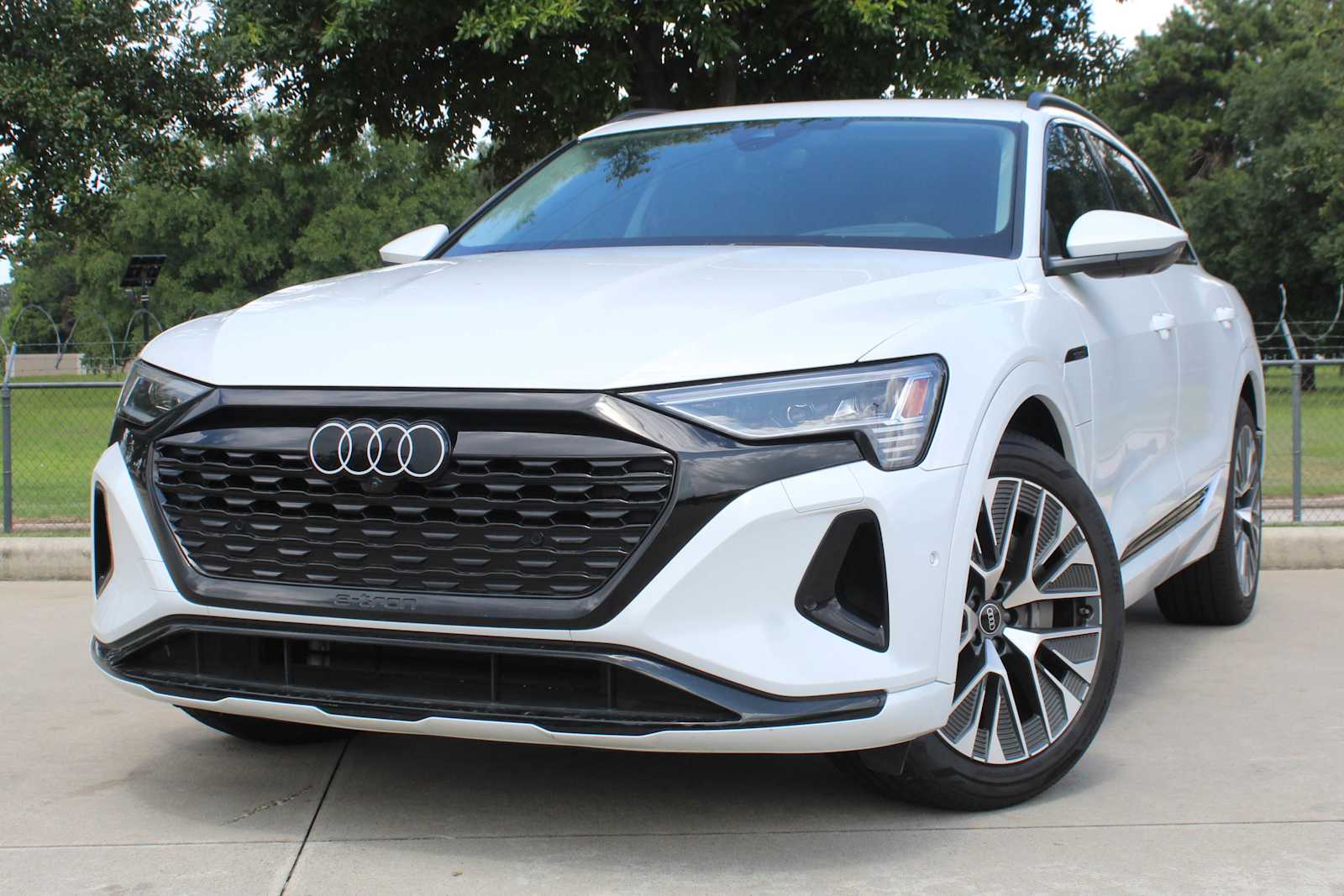 2024 Audi Q8 e-tron Prestige