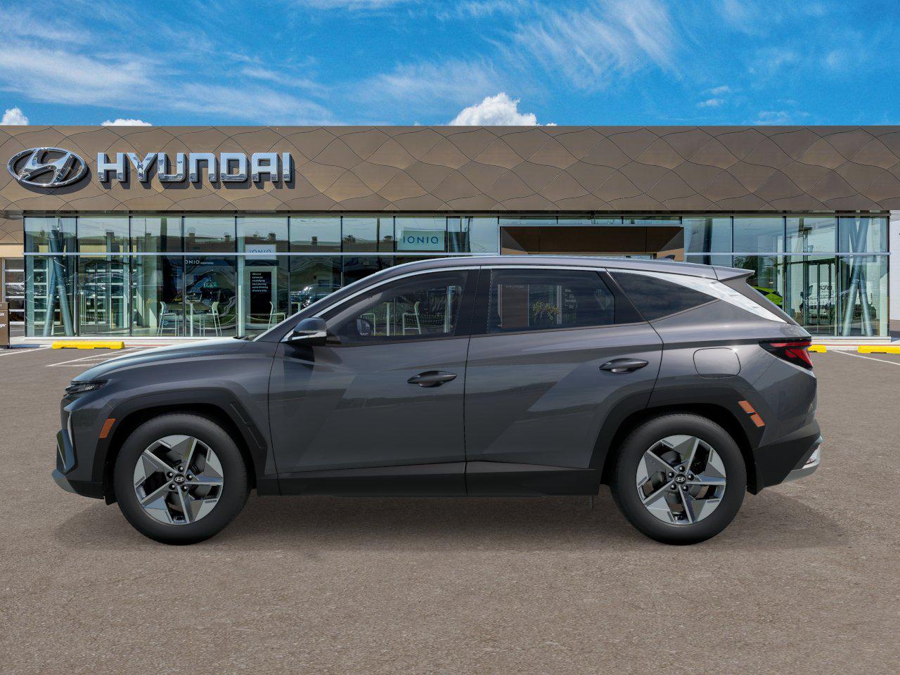 2026 Hyundai Tucson Hybrid SEL Convenience photo 2