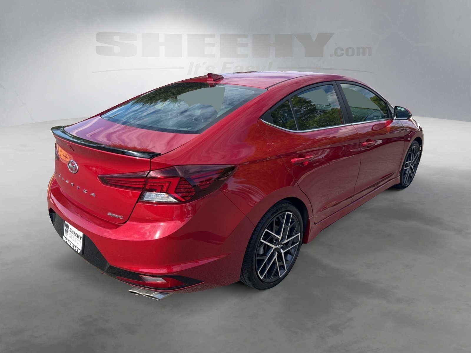 2019 Hyundai Elantra Sport photo 3