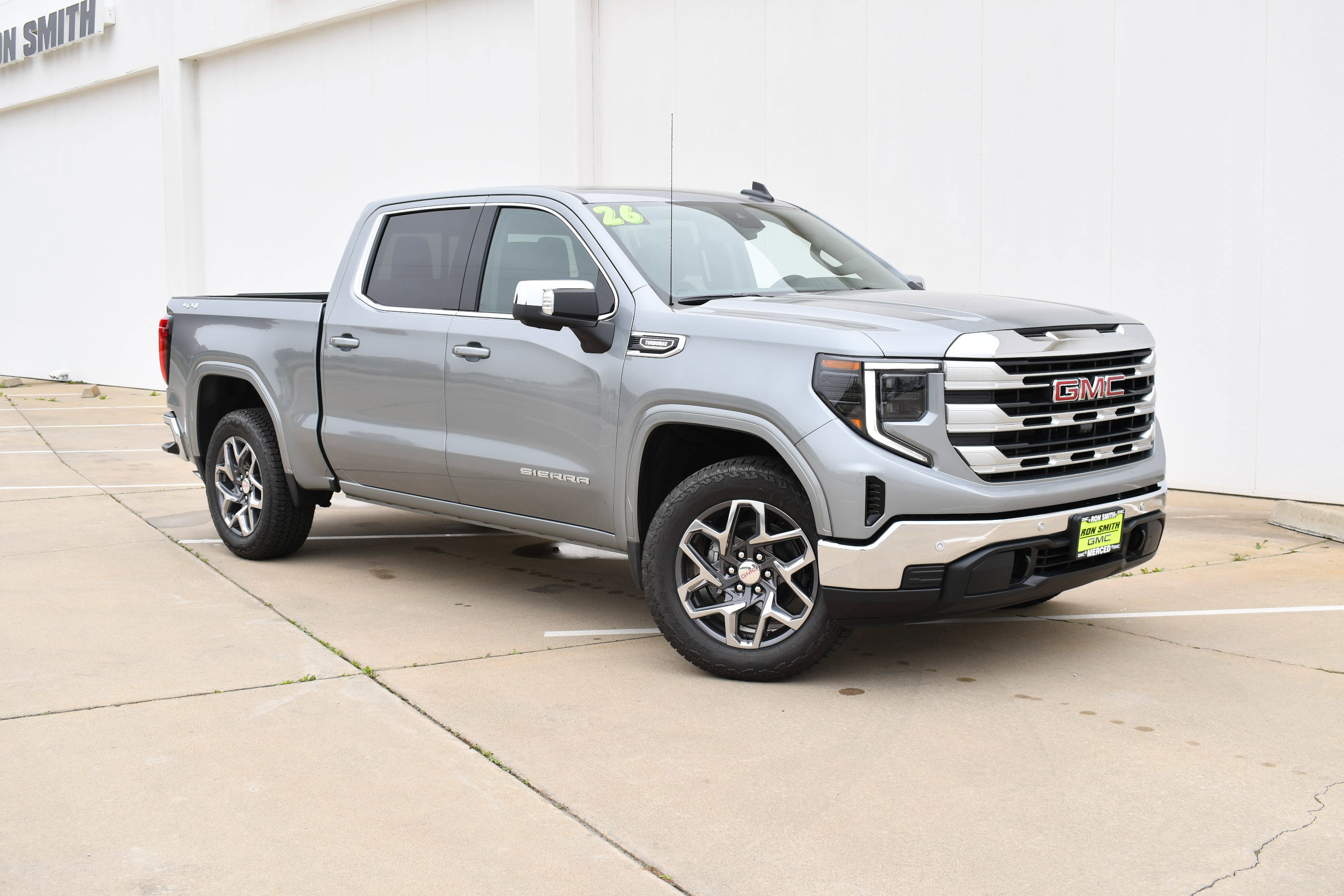 2026 Gmc Sierra 1500 SLE photo 2