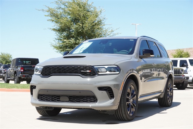 2025 Dodge Durango R/T Plus photo 3