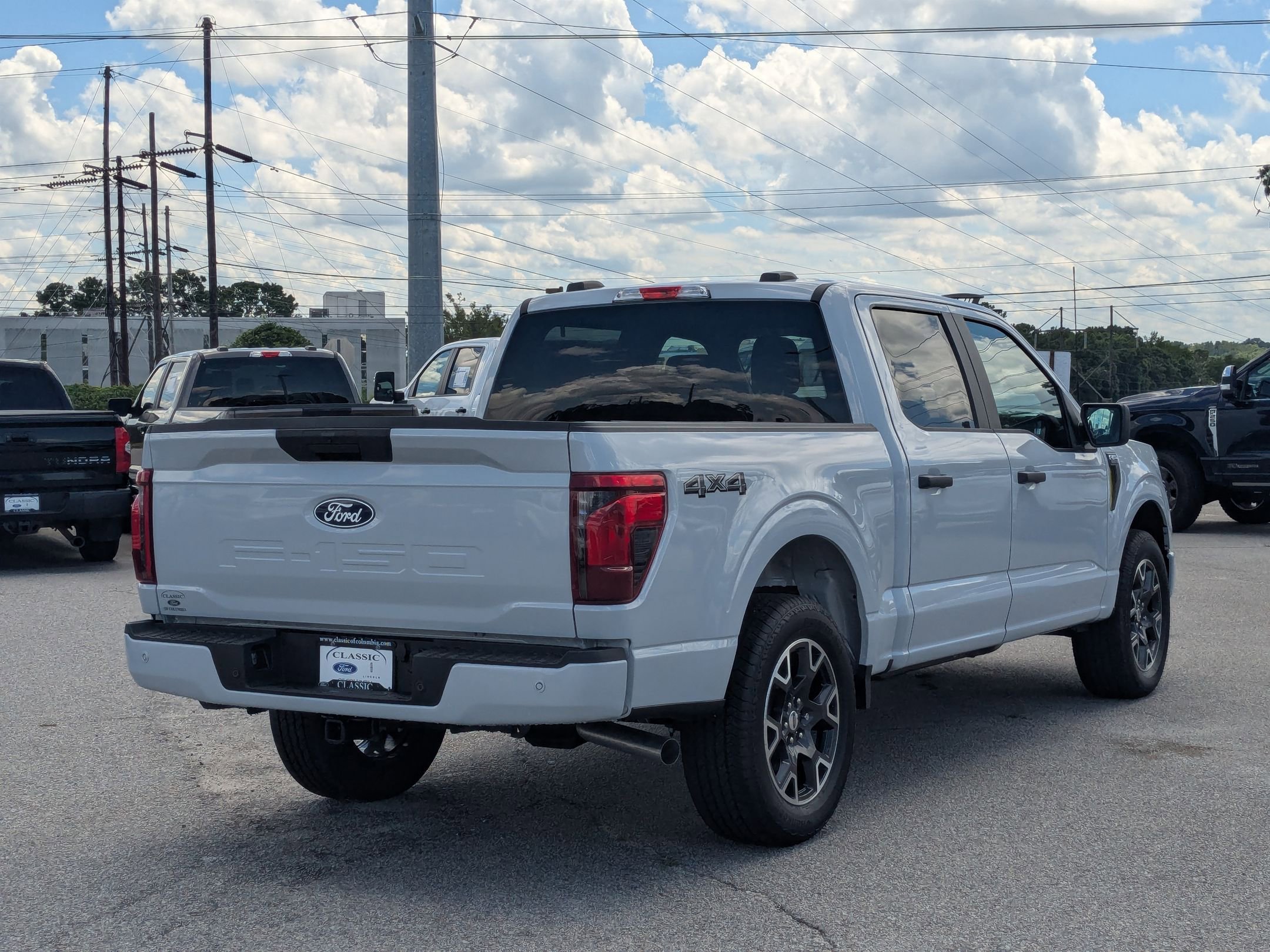 2025 Ford F-150 STX photo 4