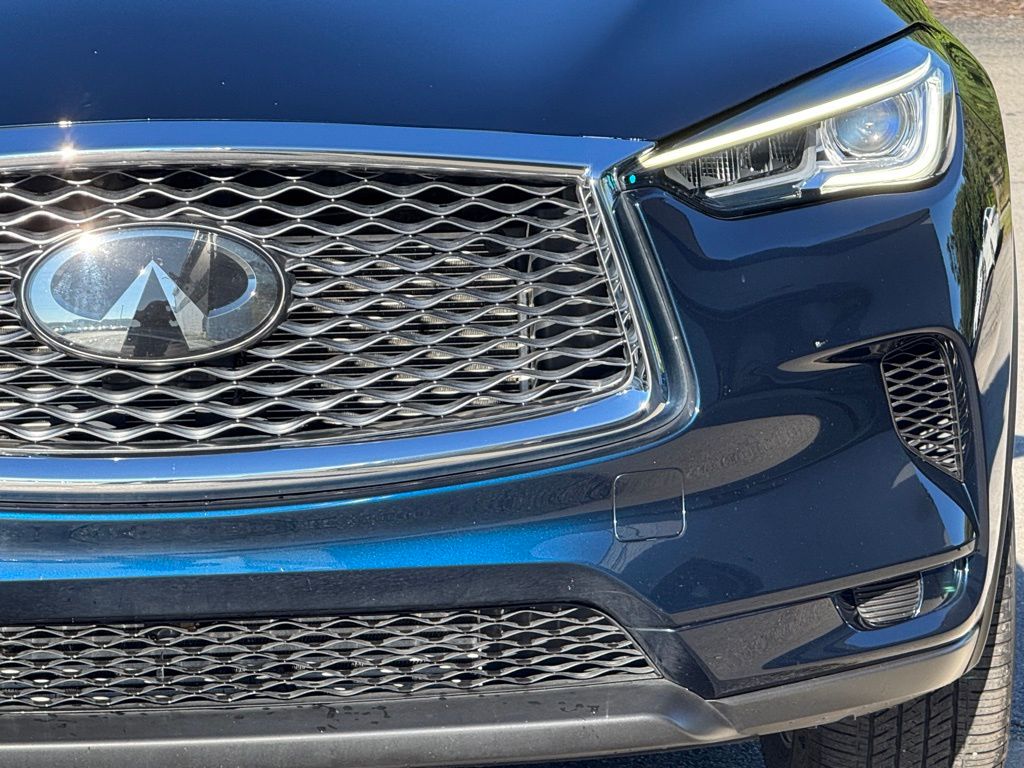 2024 Infiniti QX50 Luxe AWD photo 5