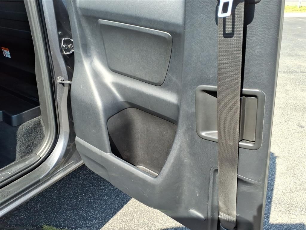 2021 Toyota Tacoma SR 4x4 photo 14