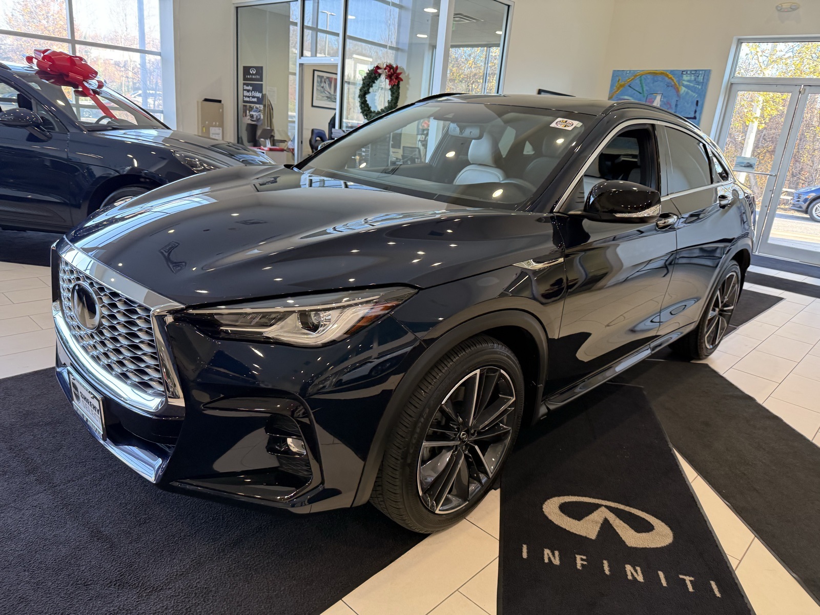 2023 Infiniti QX55 Luxe photo 3
