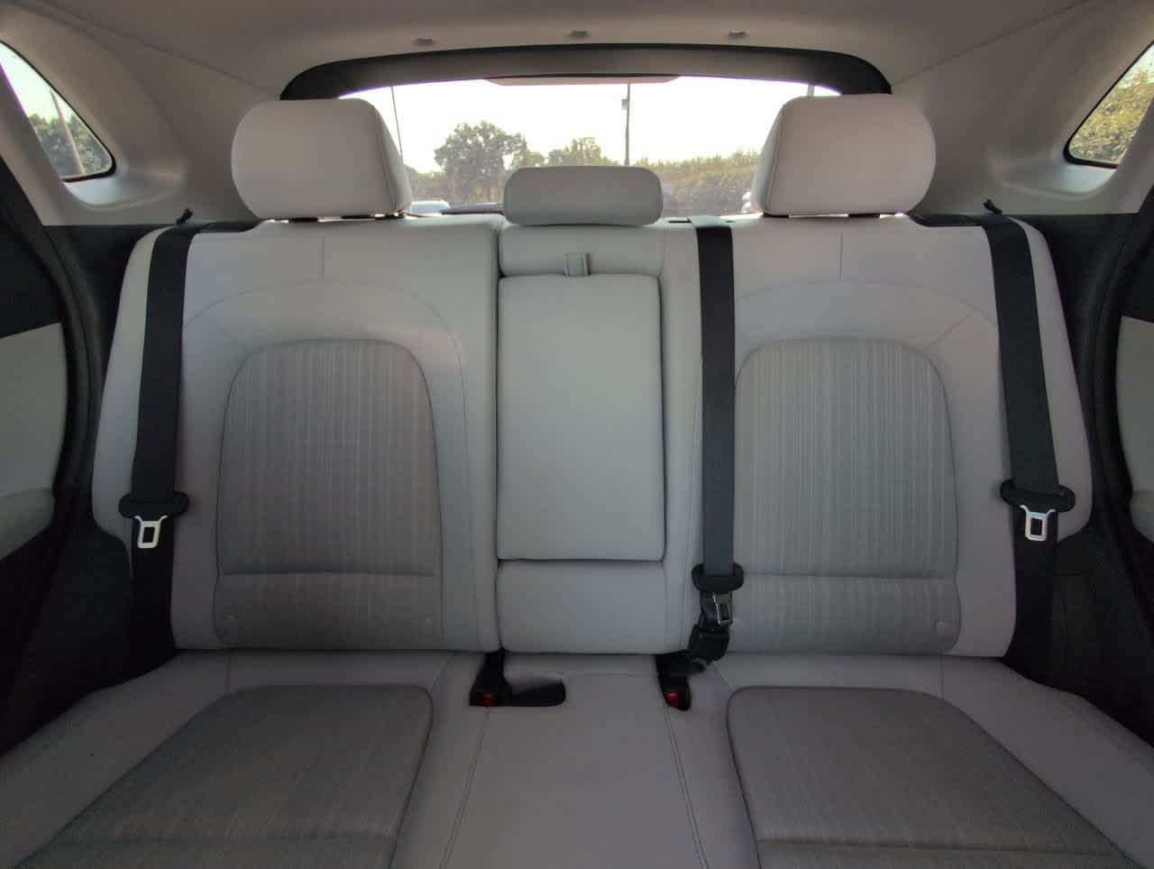 2022 Hyundai Kona SEL photo 5