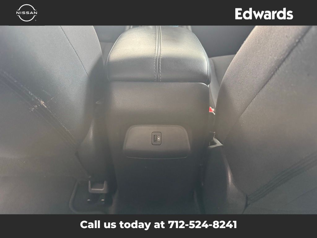 2024 Nissan Sentra SV photo 14
