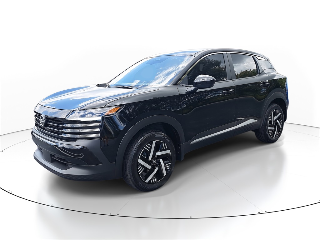 2025 Nissan Kicks SV photo 4