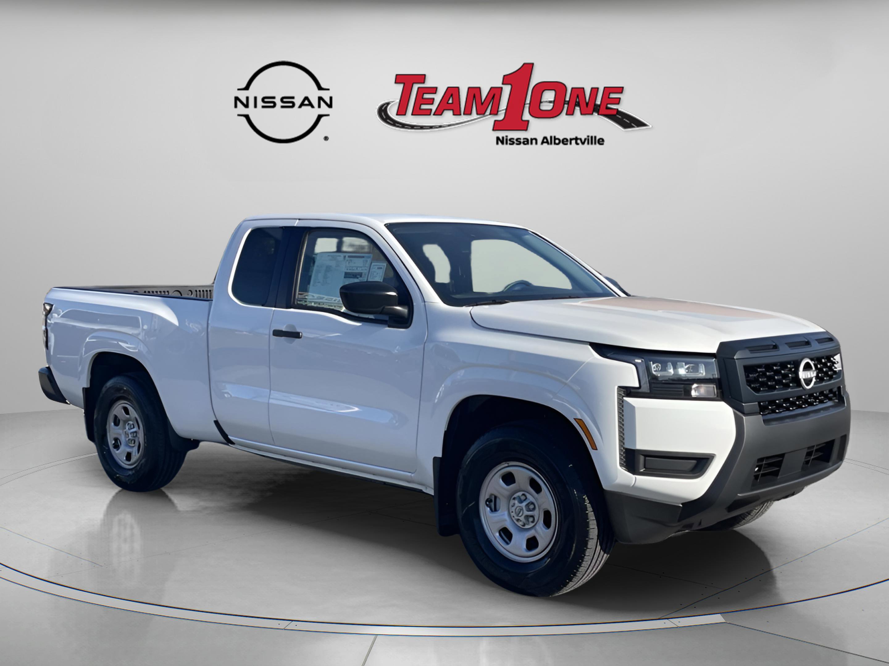 2026 Nissan Frontier S's photo