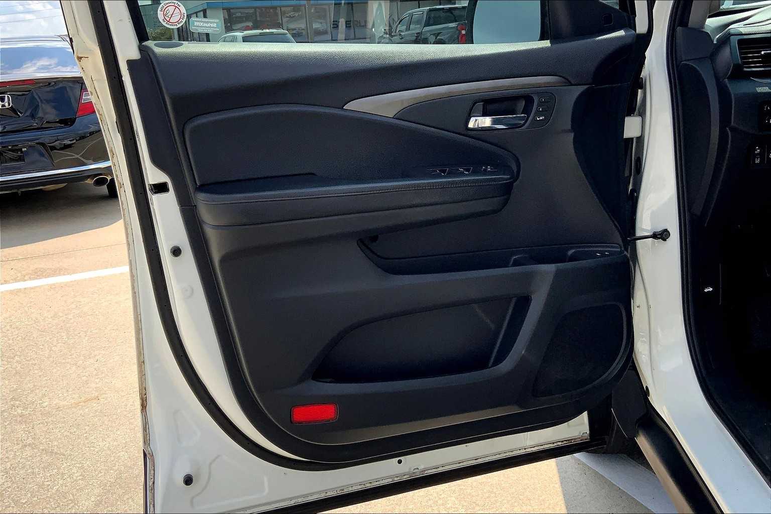 2019 Honda Pilot EX-L photo 21