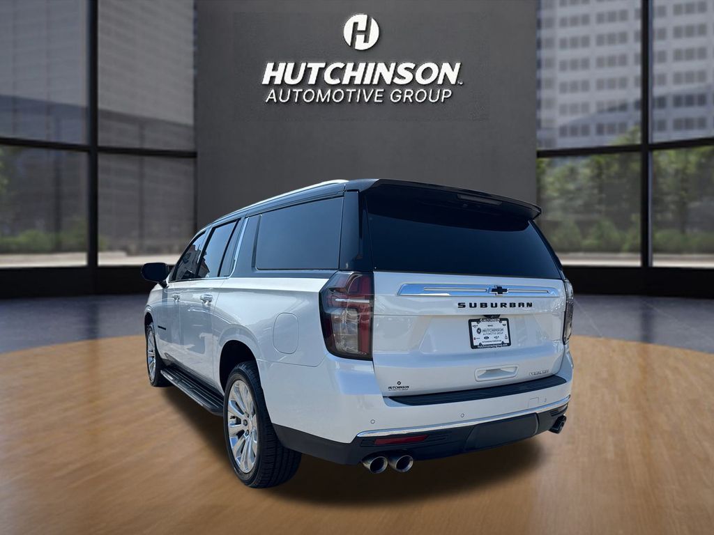 2021 Chevrolet Suburban Premier photo 5