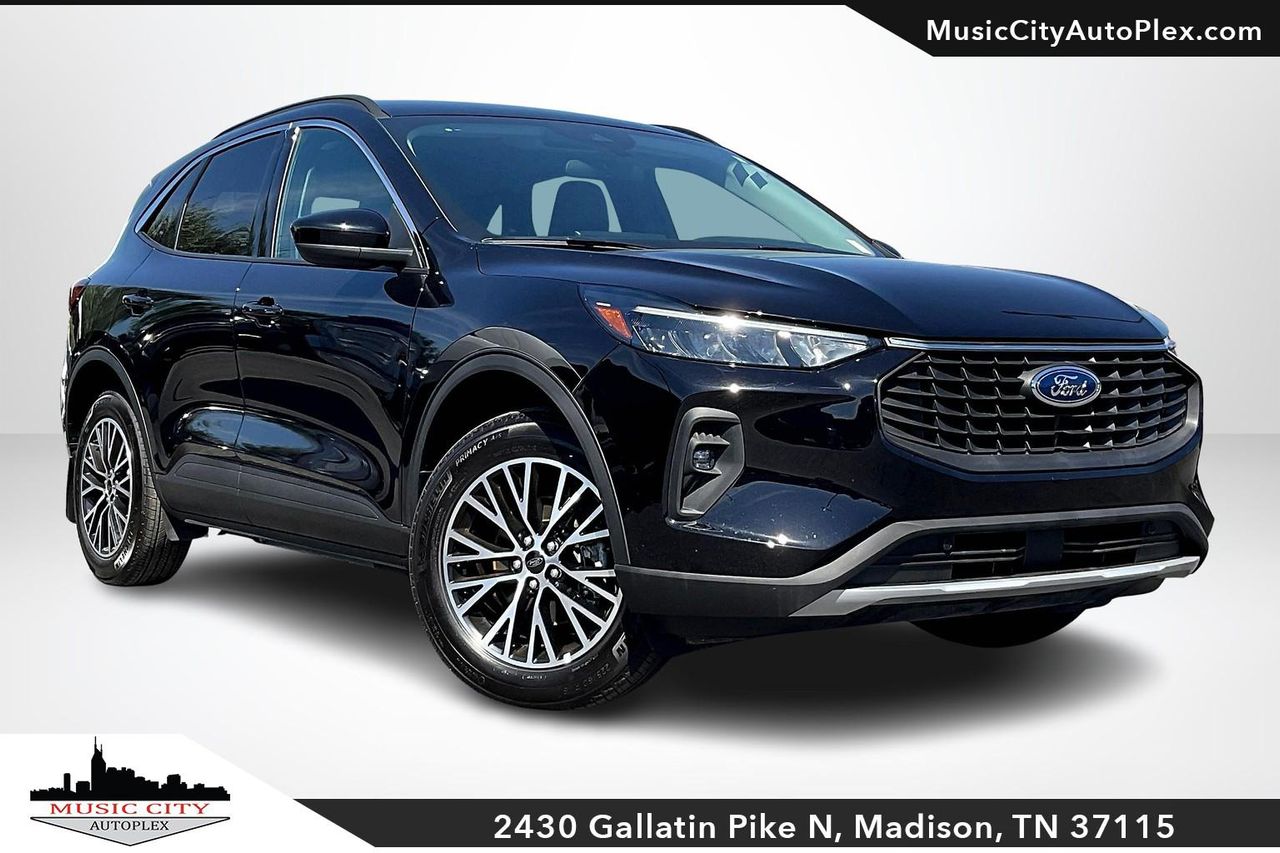 2024 Ford Escape PHEV's photo