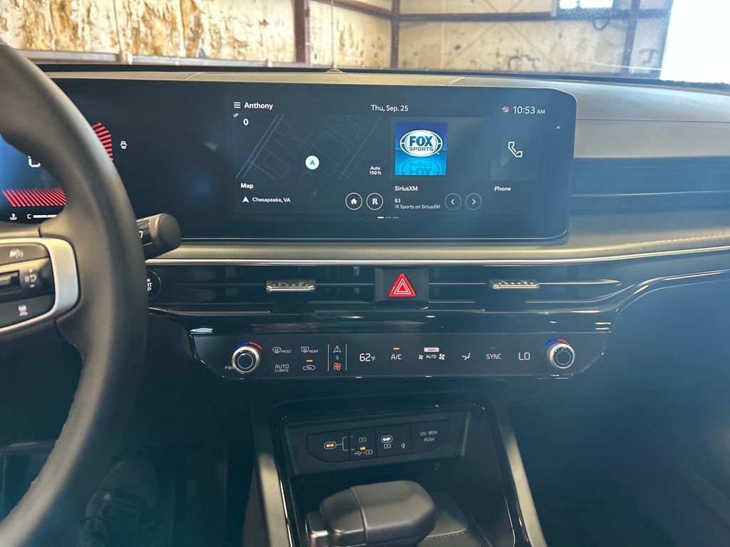 2025 Kia K5 GT-Line photo 17