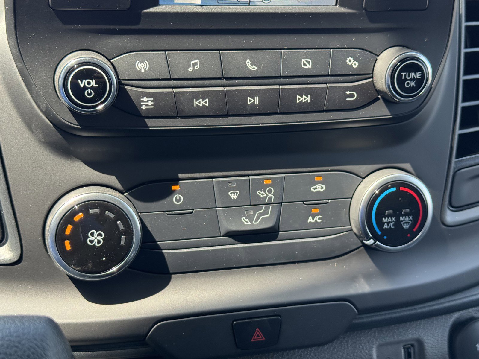 2025 Ford Transit photo 12