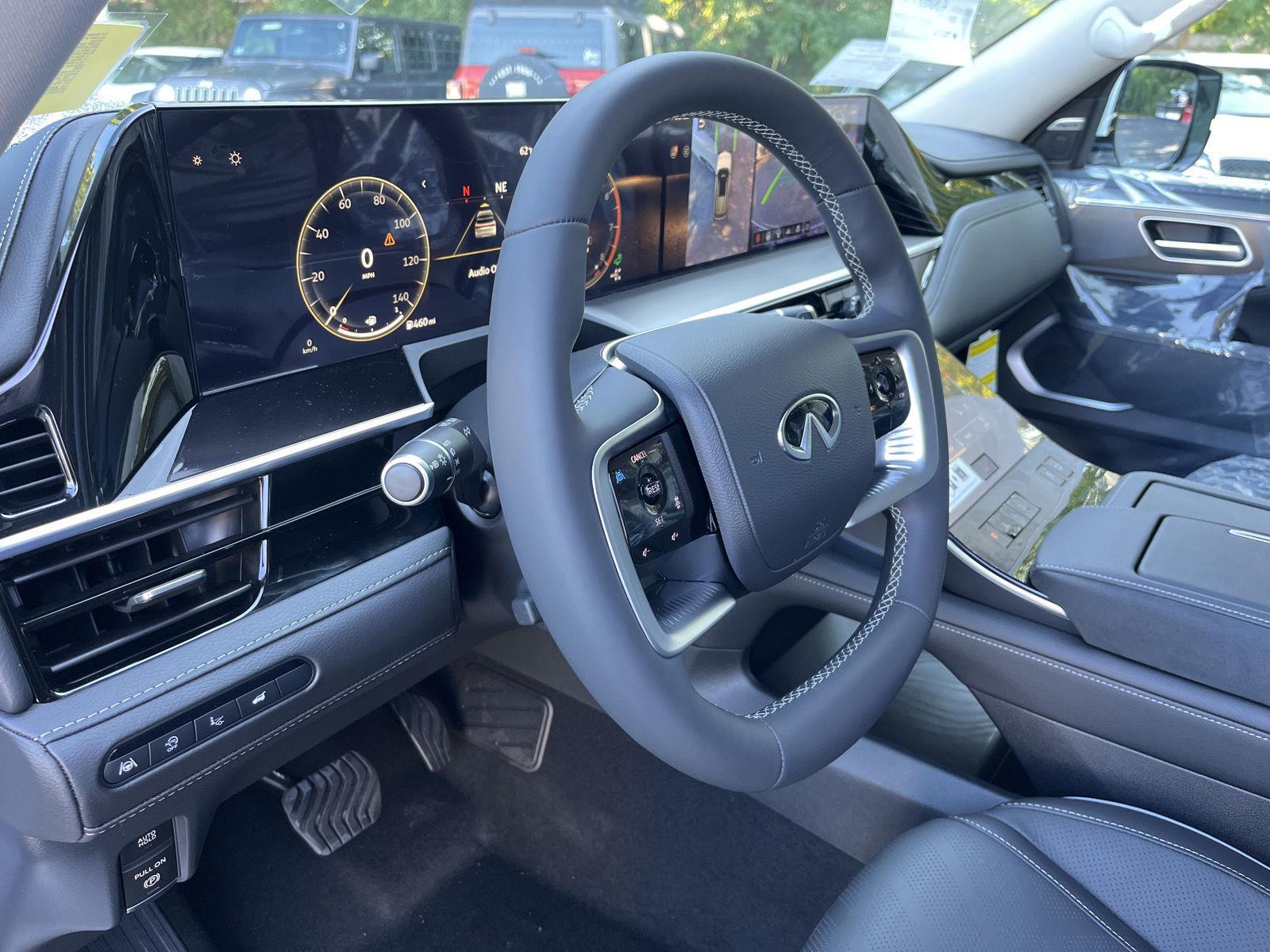 2026 Infiniti QX80 Luxe photo 11