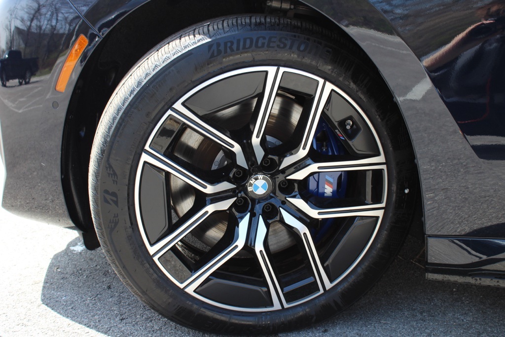 2025 Bmw i7 xDrive60 photo 3