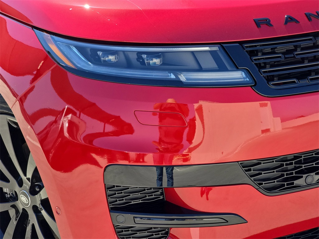 2025 Land Rover Range Rover Sport SE photo 33
