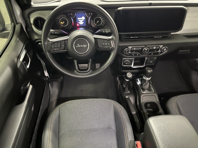 2024 Jeep Gladiator Sport photo 11