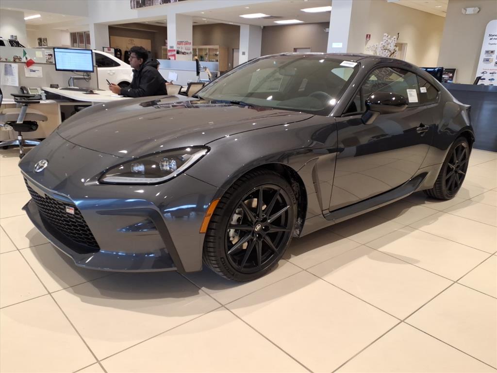 2025 Toyota GR86 Premium's photo