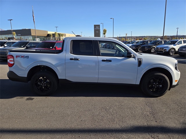 2025 Ford Maverick XLT photo 3