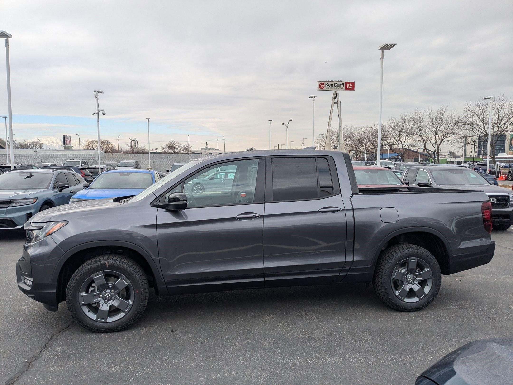 2025 Honda Ridgeline TrailSport photo 6