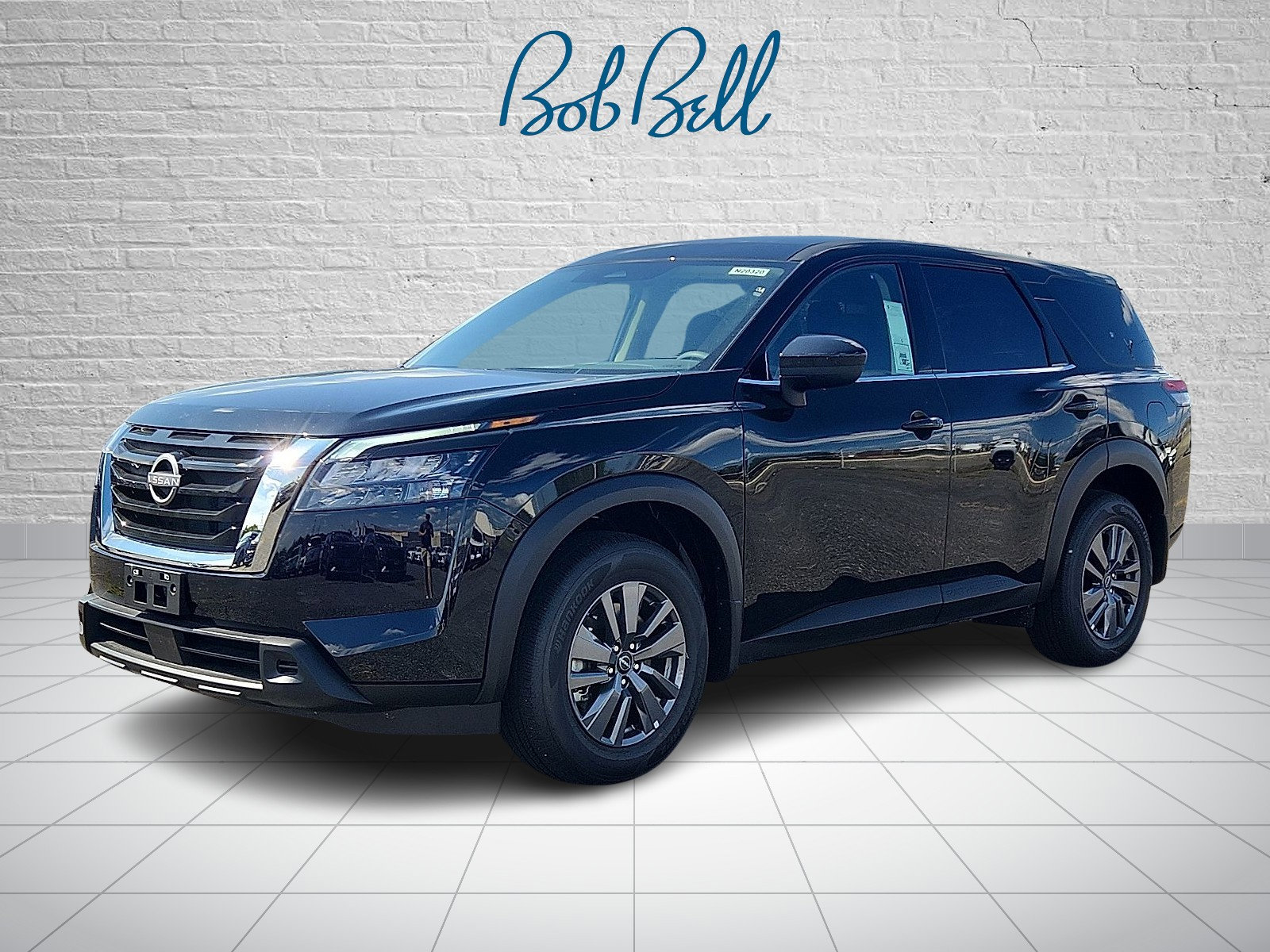 2025 Nissan Pathfinder S photo 2