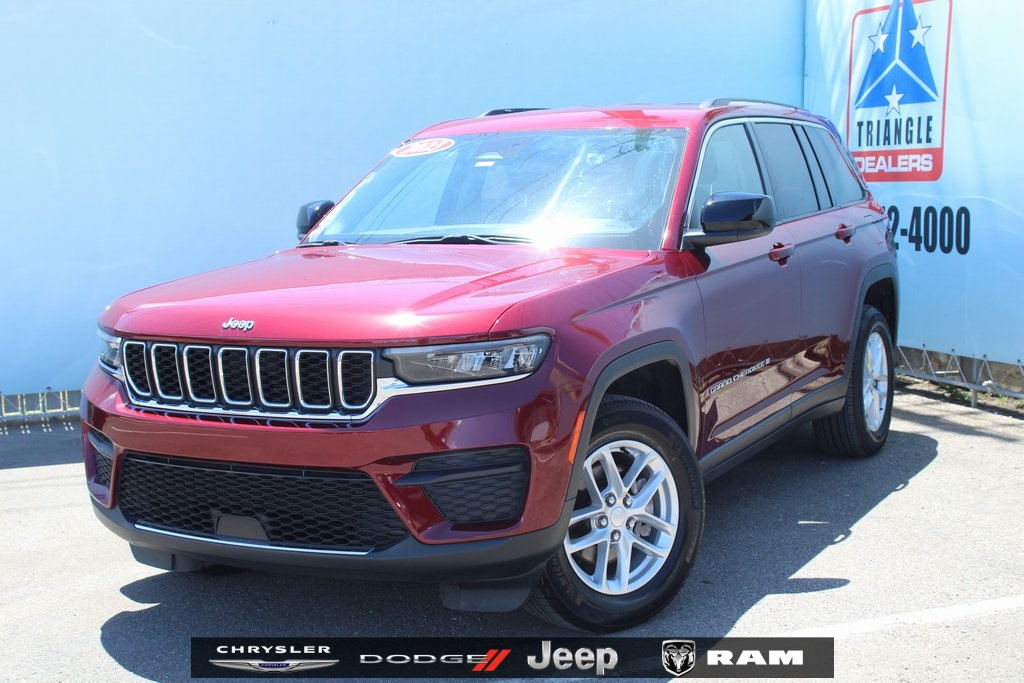 2023 Jeep Grand Cherokee Laredo's photo