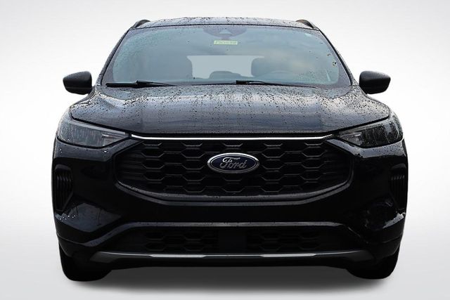 2023 Ford Escape ST-Line photo 3