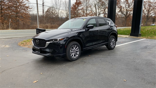 2025 Mazda CX-5's photo