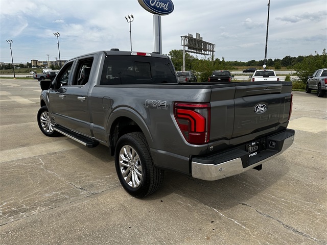2025 Ford F-150 Lariat photo 7