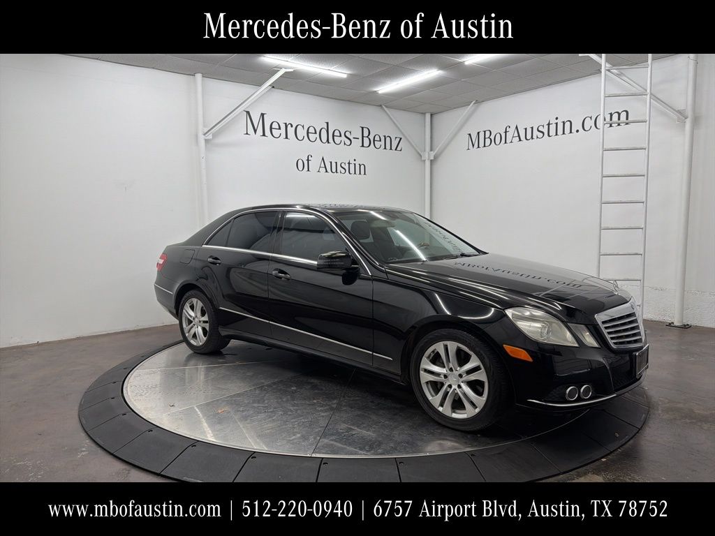2011 Mercedes-Benz E-Class's photo