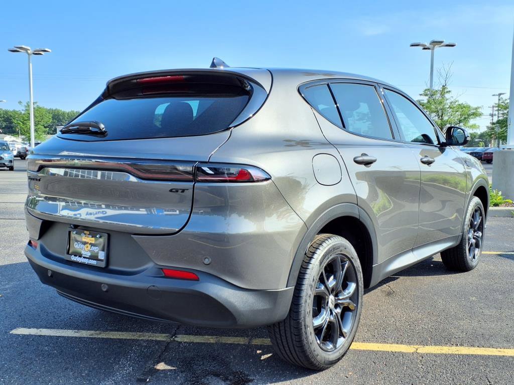 2024 Dodge Hornet GT photo 9