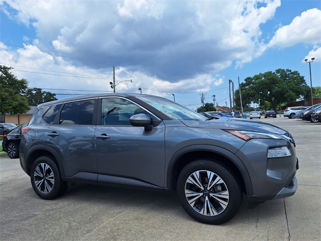 2023 Nissan Rogue SV photo 3