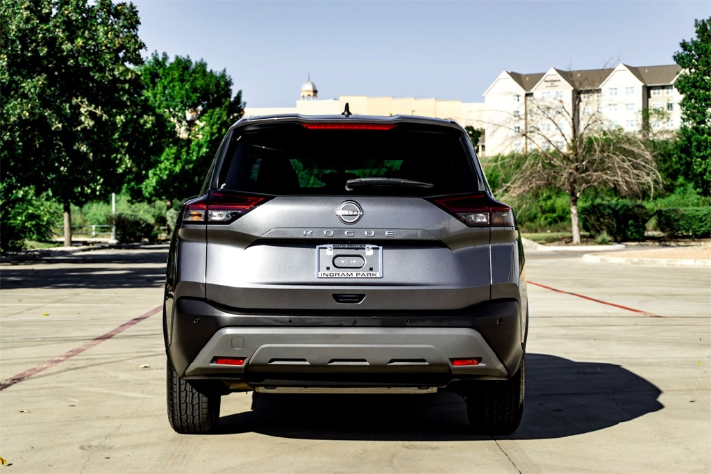 2023 Nissan Rogue S photo 5