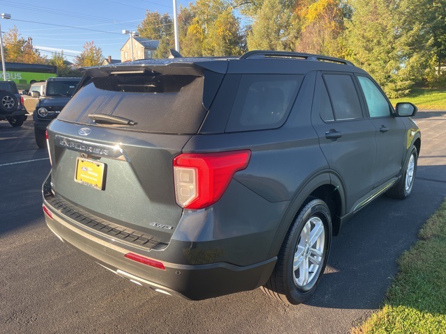 2022 Ford Explorer XLT photo 4