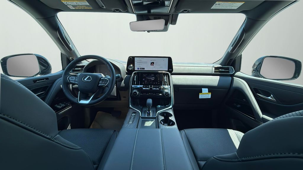 2025 Lexus LX photo 6