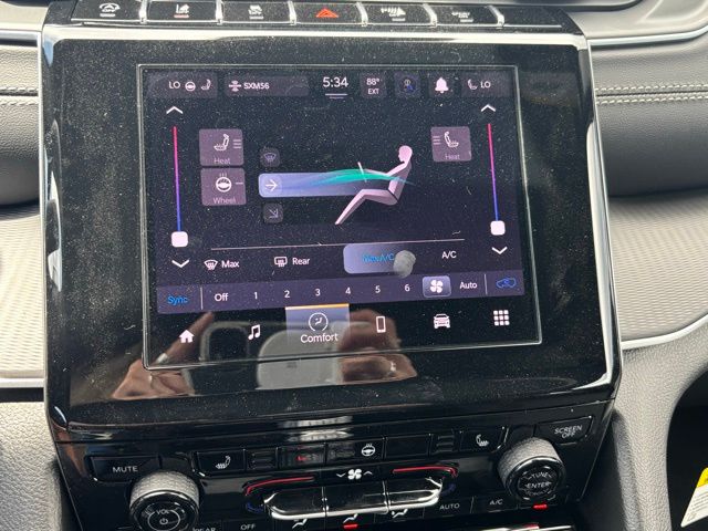 2025 Jeep Grand Cherokee Altitude X photo 28