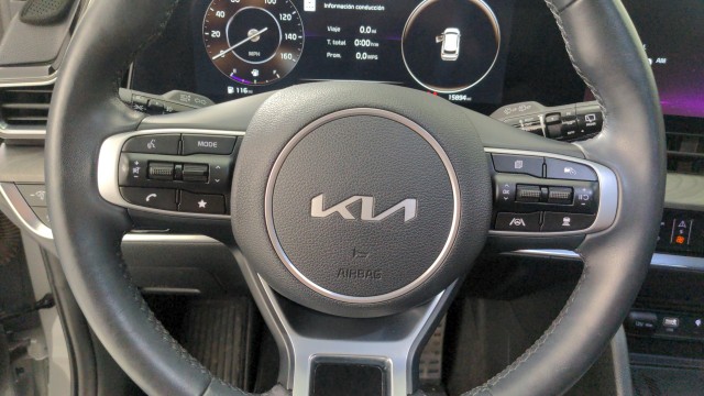 Used 2024 Wolf Gray/Ebony Black Roof Kia X-Pro image 16