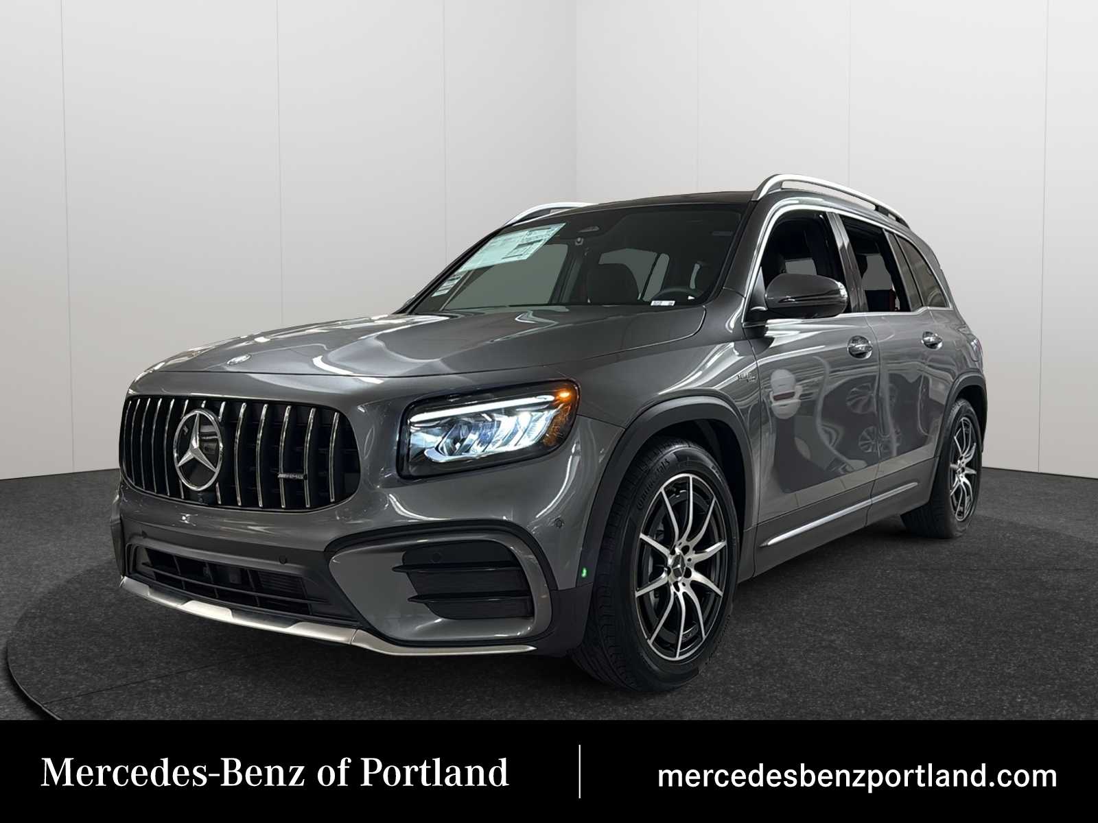 2026 Mercedes-Benz GLB AMG GLB 35's photo