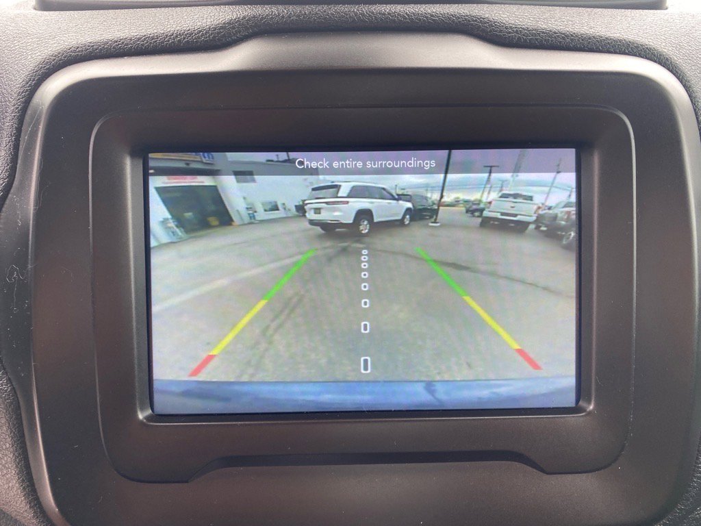 2021 Jeep Renegade Latitude photo 14