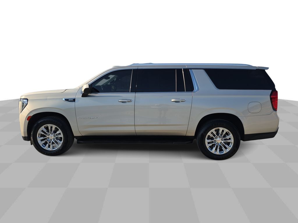 2022 Gmc Yukon XL 1500 SLE photo 3