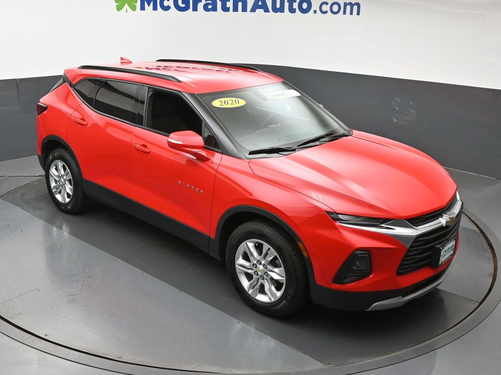 2020 Chevrolet Blazer 2LT photo 2