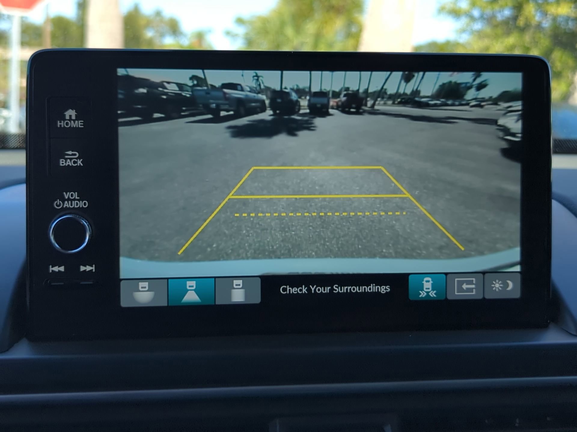 2025 Honda Pilot Touring photo 25