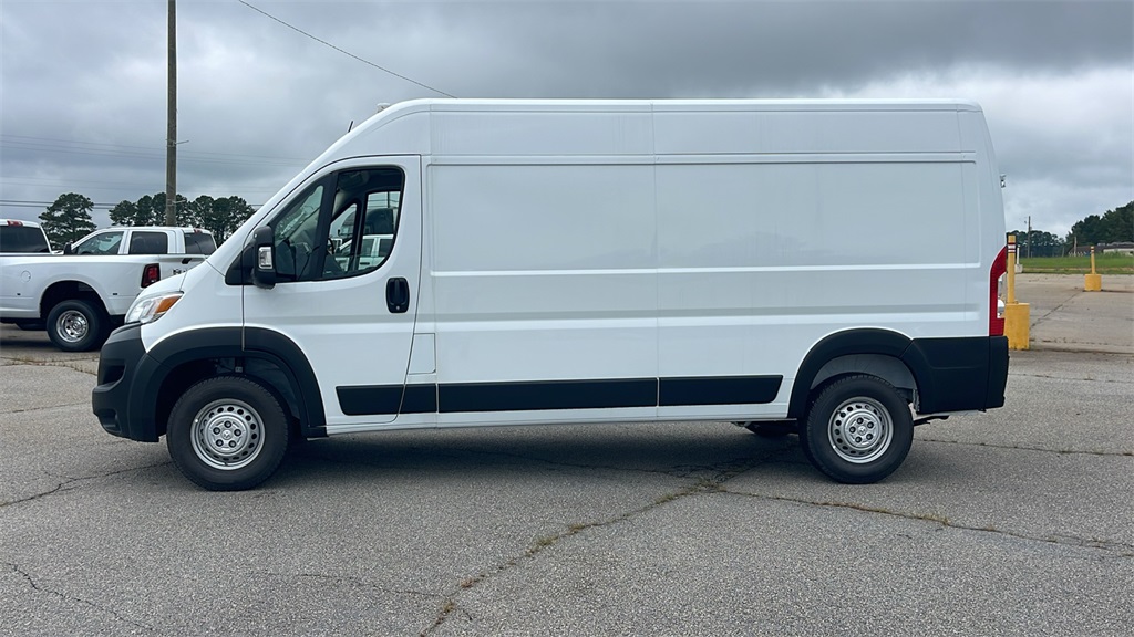 2025 Ram ProMaster 2500 photo 3