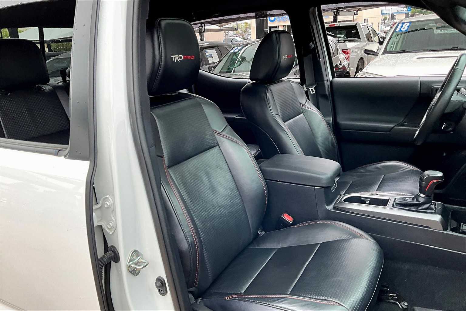 2020 Toyota Tacoma TRD Pro photo 8