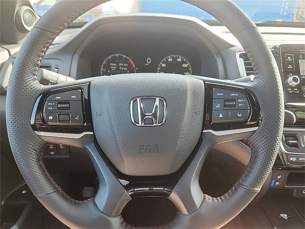 2025 Honda Ridgeline Black Edition photo 11