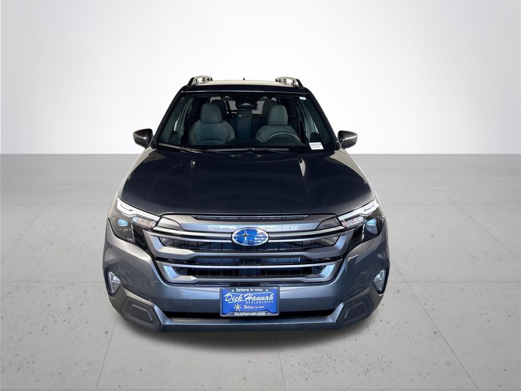 2025 Subaru Forester Premium Base photo 3